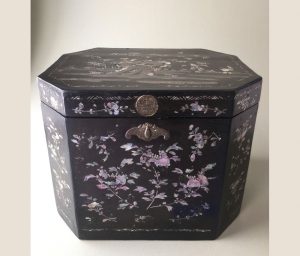 chinese lacquered box